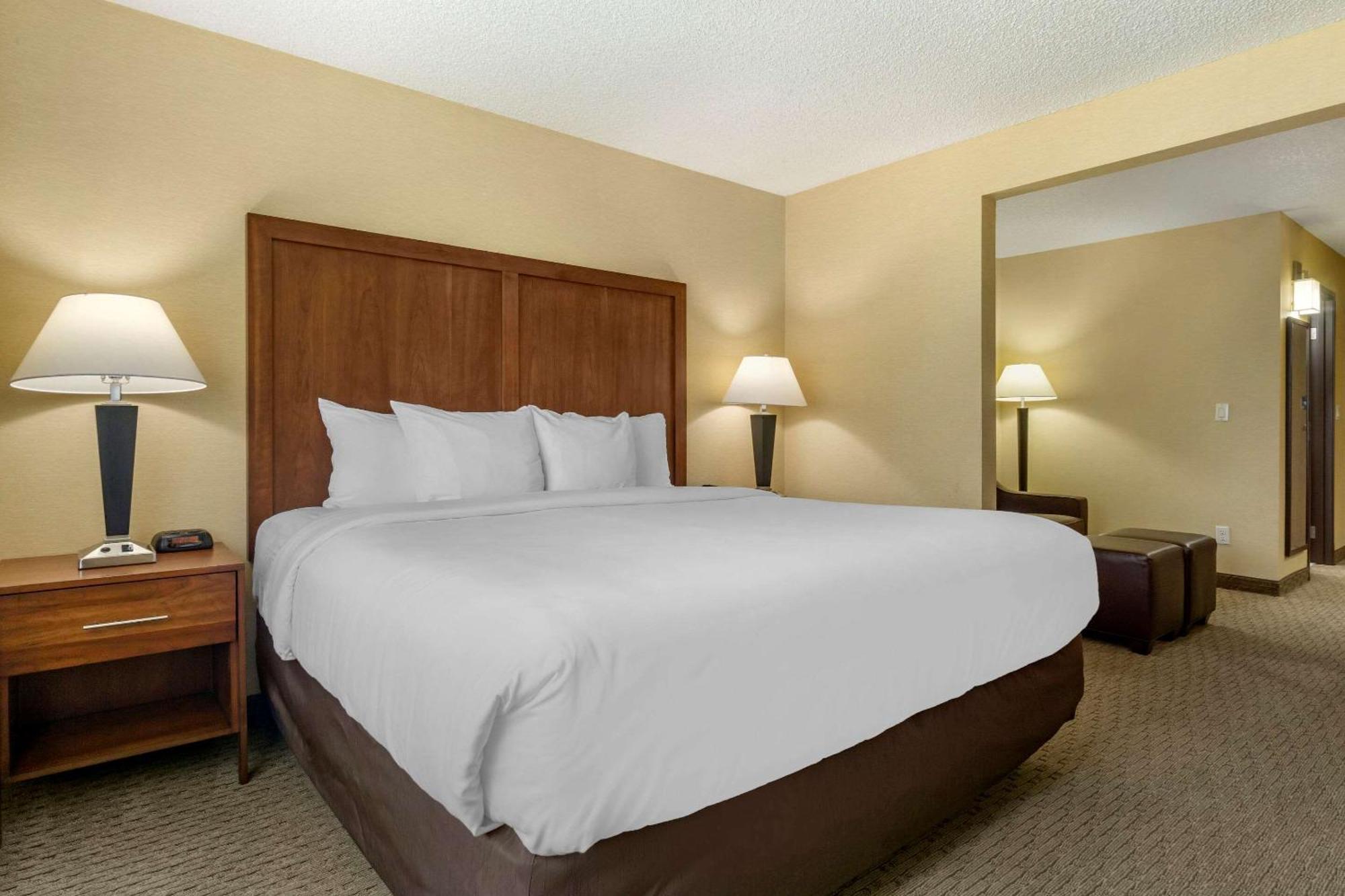 Comfort Inn & Suites Bothell - Seattle North Room photo